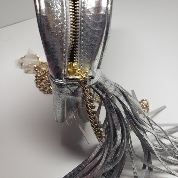 NWT Victoria Secret Silver scale handbag - Picture 6 of 8